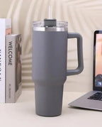 Isolerad Termosmugg 40oz med Handtag & Sugrör – Rostfritt Stål